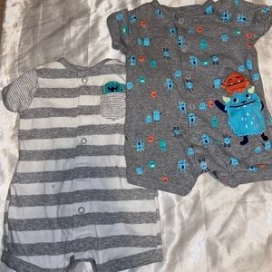 2 baby onesies